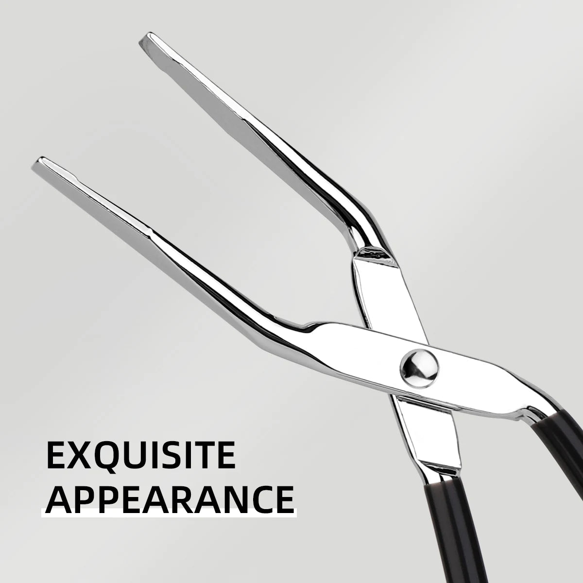 A precise portable eyebrow clip eye tool for oblique hair plucking and beard plucking, suitable for women and men.
